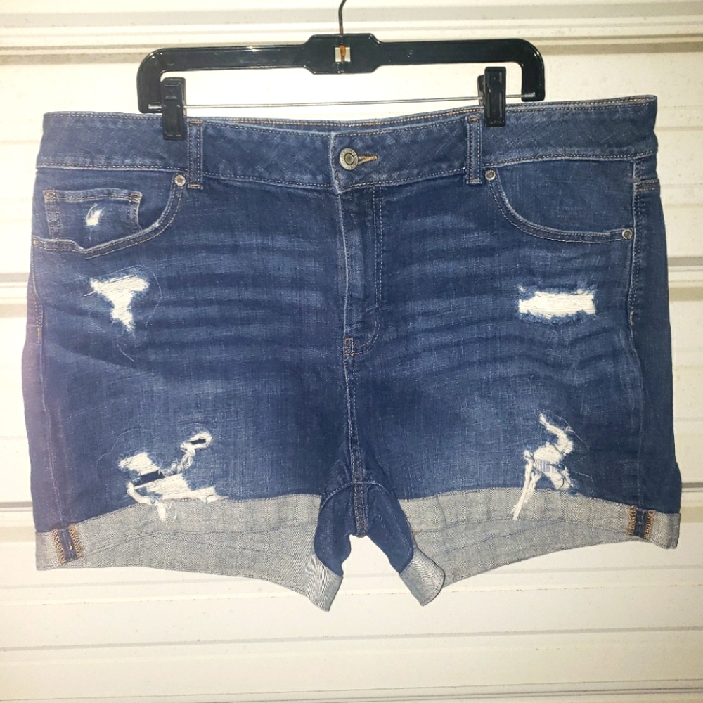 Plus Size 22 Maurices Jean Shorts denim womens destructed